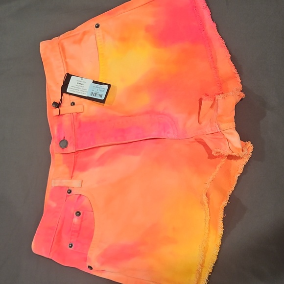 CARMAR Tie-Dye Jean Shorts - Picture 2 of 11